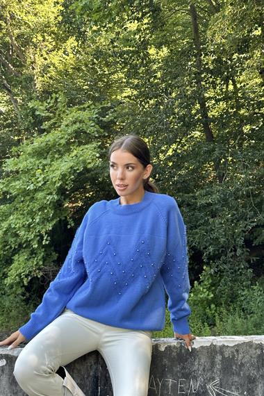 Mavi Boncuk İşleme Detaylı Triko Kazak