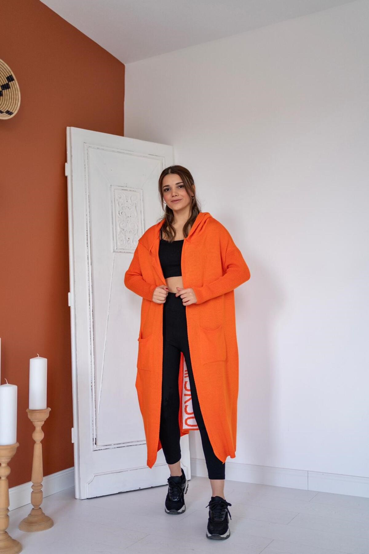 ELBEE Arkası Yazılı Hırka - Turuncu