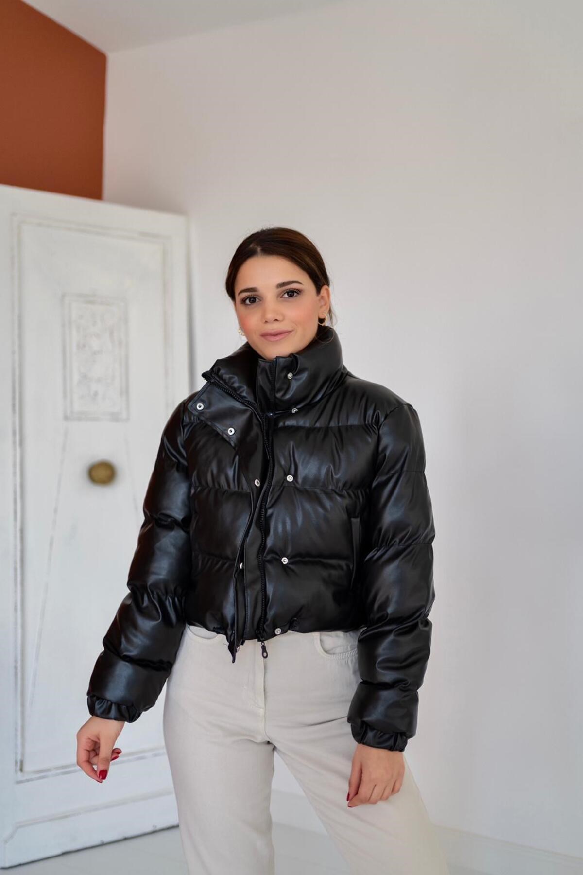 ELBEE Düğmeli Kısa Şişme Mont - Siyah