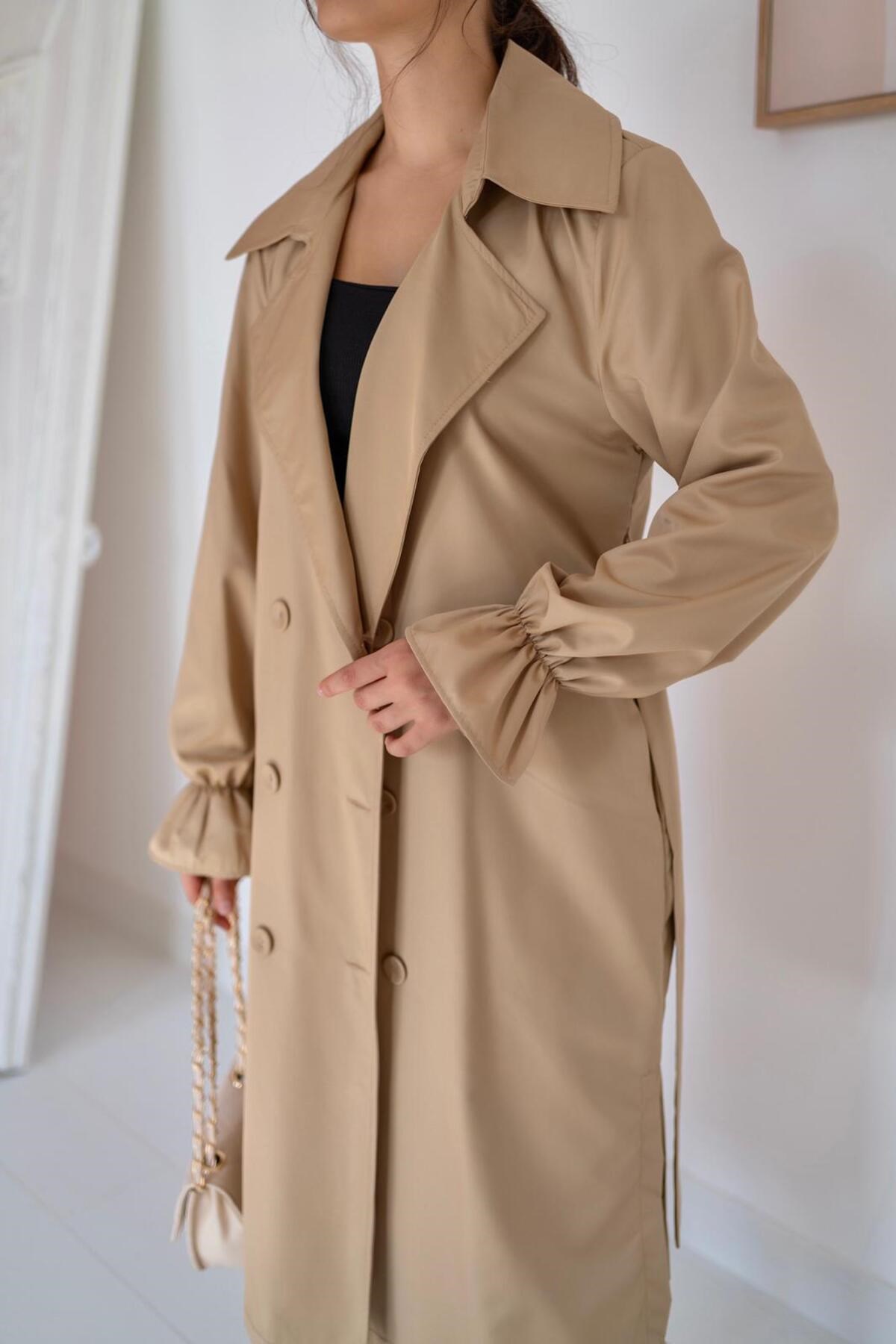 ELBEE Kemerli ve Düğmeli Trençkot - Kamel