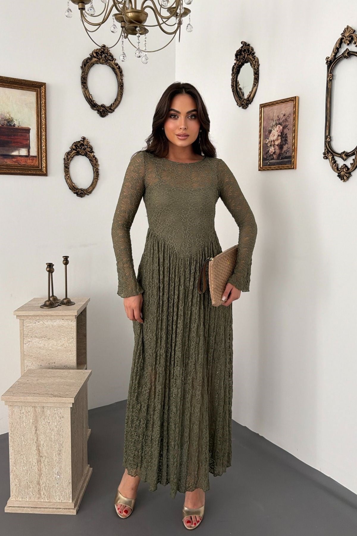 Haki Astarlı Uzun Kollu Dantel Elbise