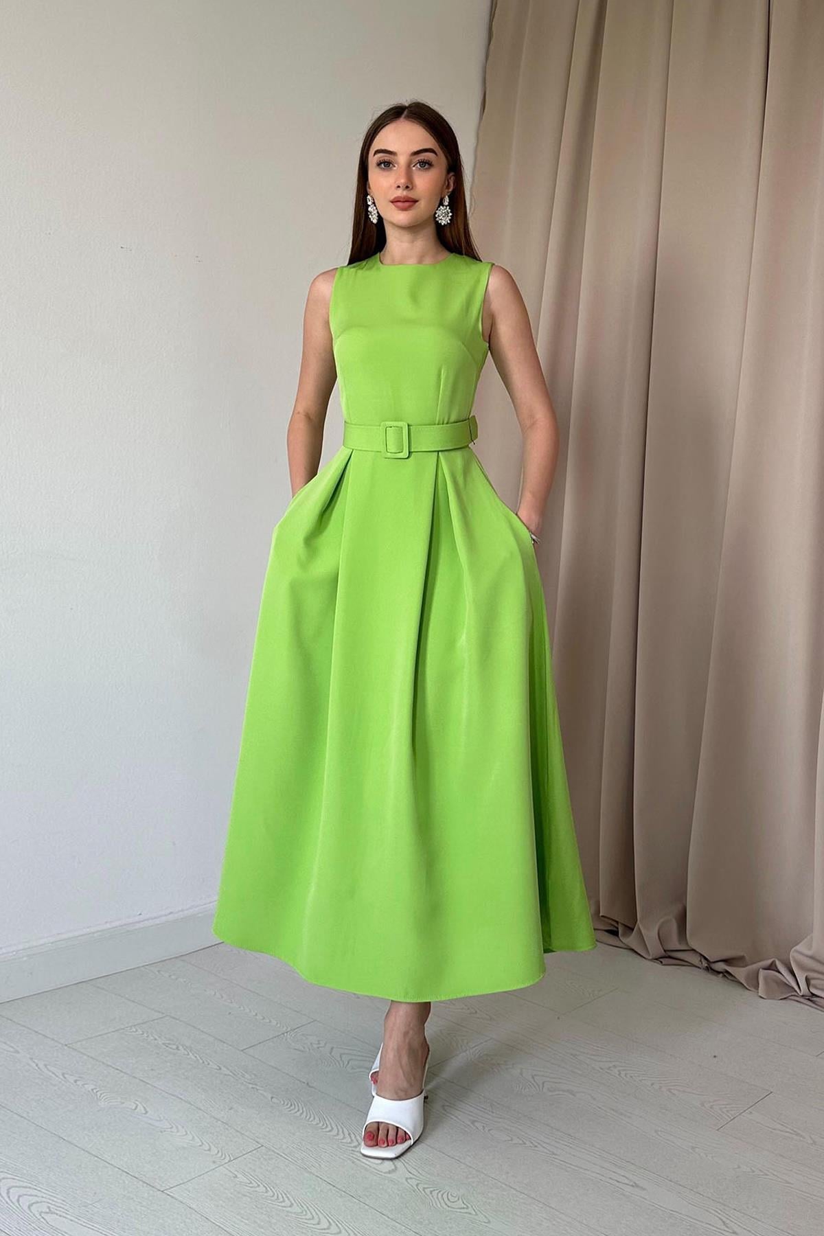 Halter Yaka Kloş Elbise - Fıstık Yeşili