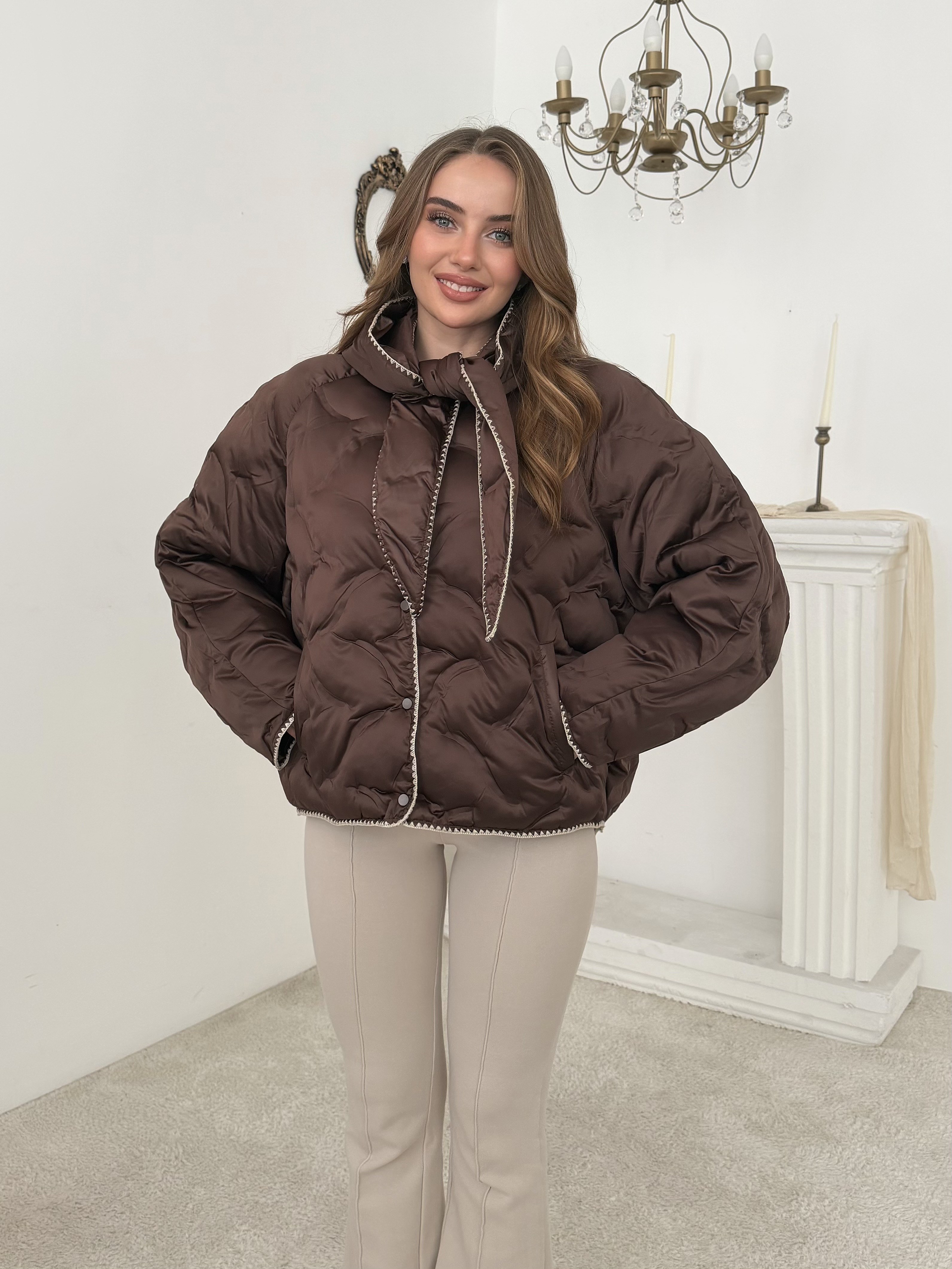 Kahve Dikiş Detaylı Mont