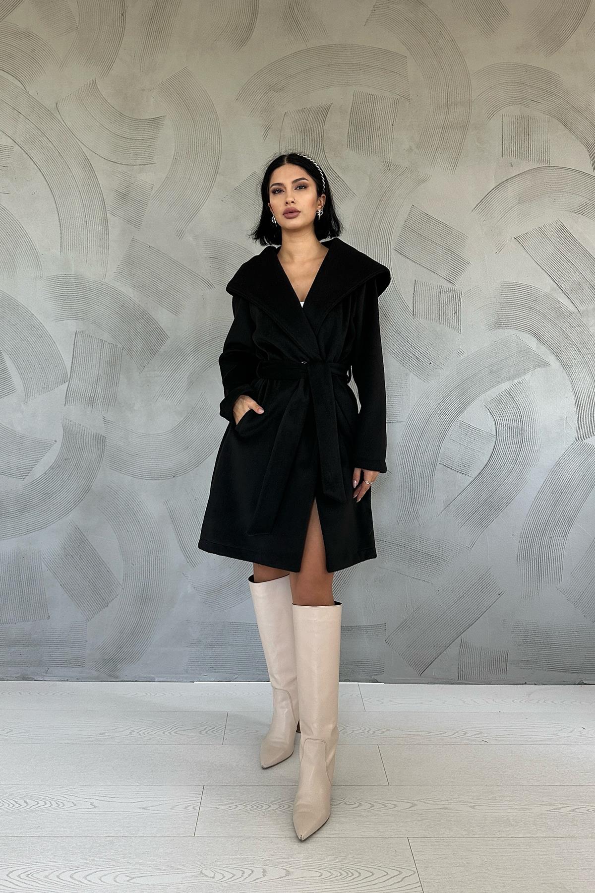 Kapüşonlu Kuşaklı Kaban - Siyah