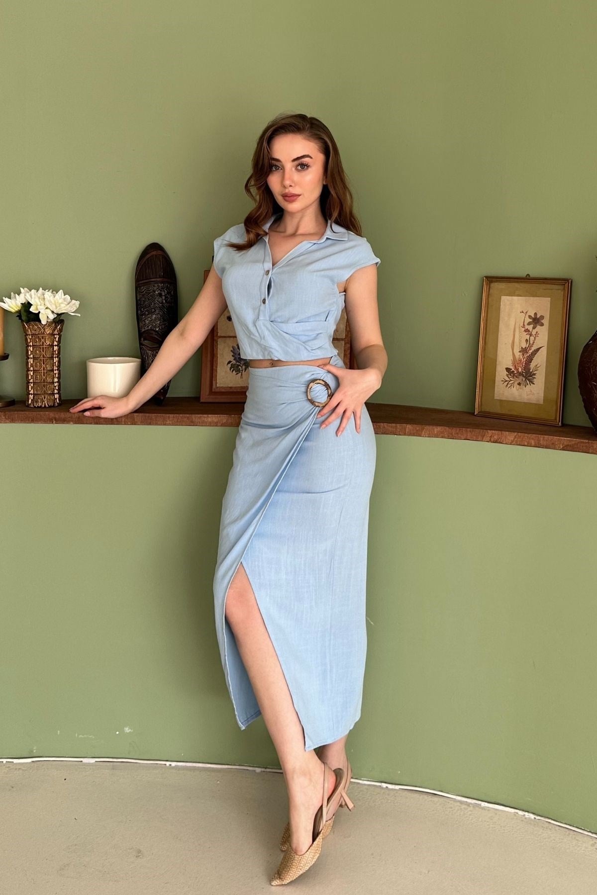 Mavi Keten Crop Bluz ve Yırtmaçlı Etek Takım