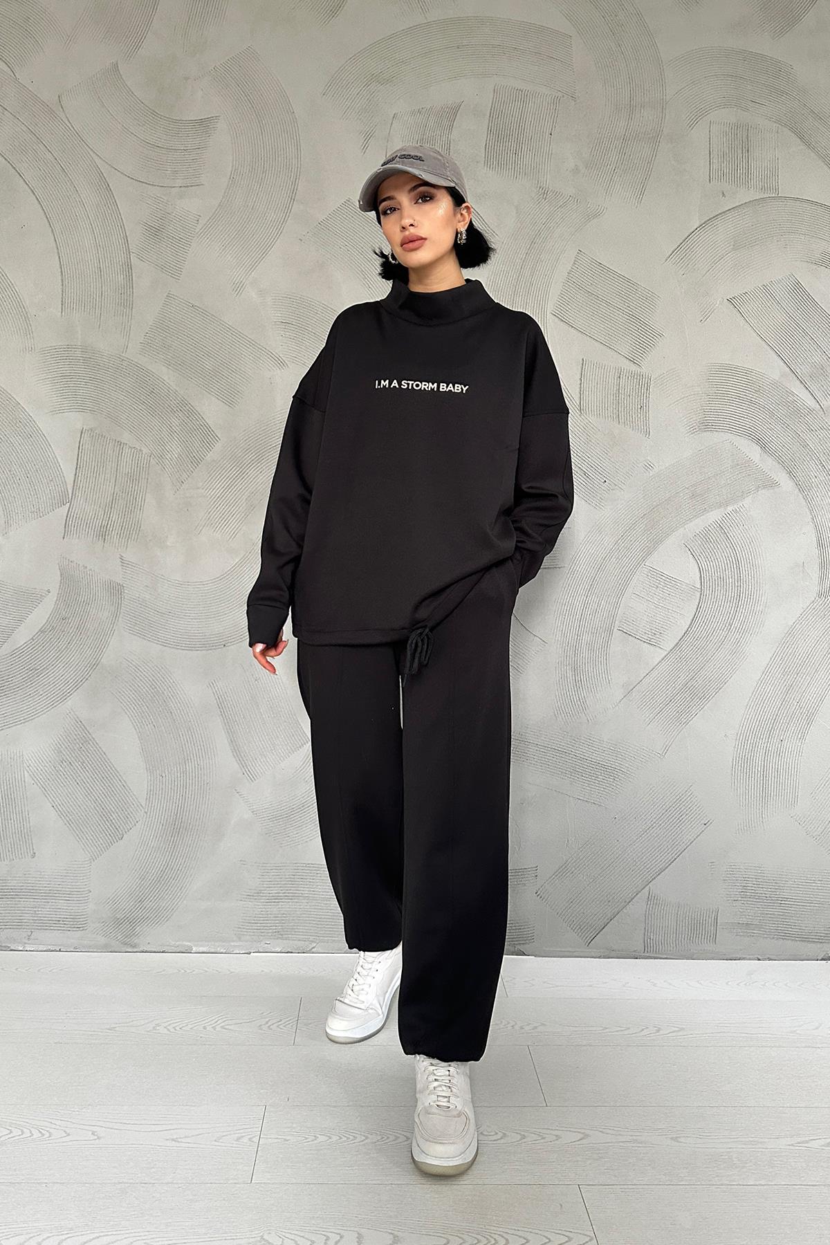 Önü Yazılı Sweatshirt ve Pantolon Takım - Siyah