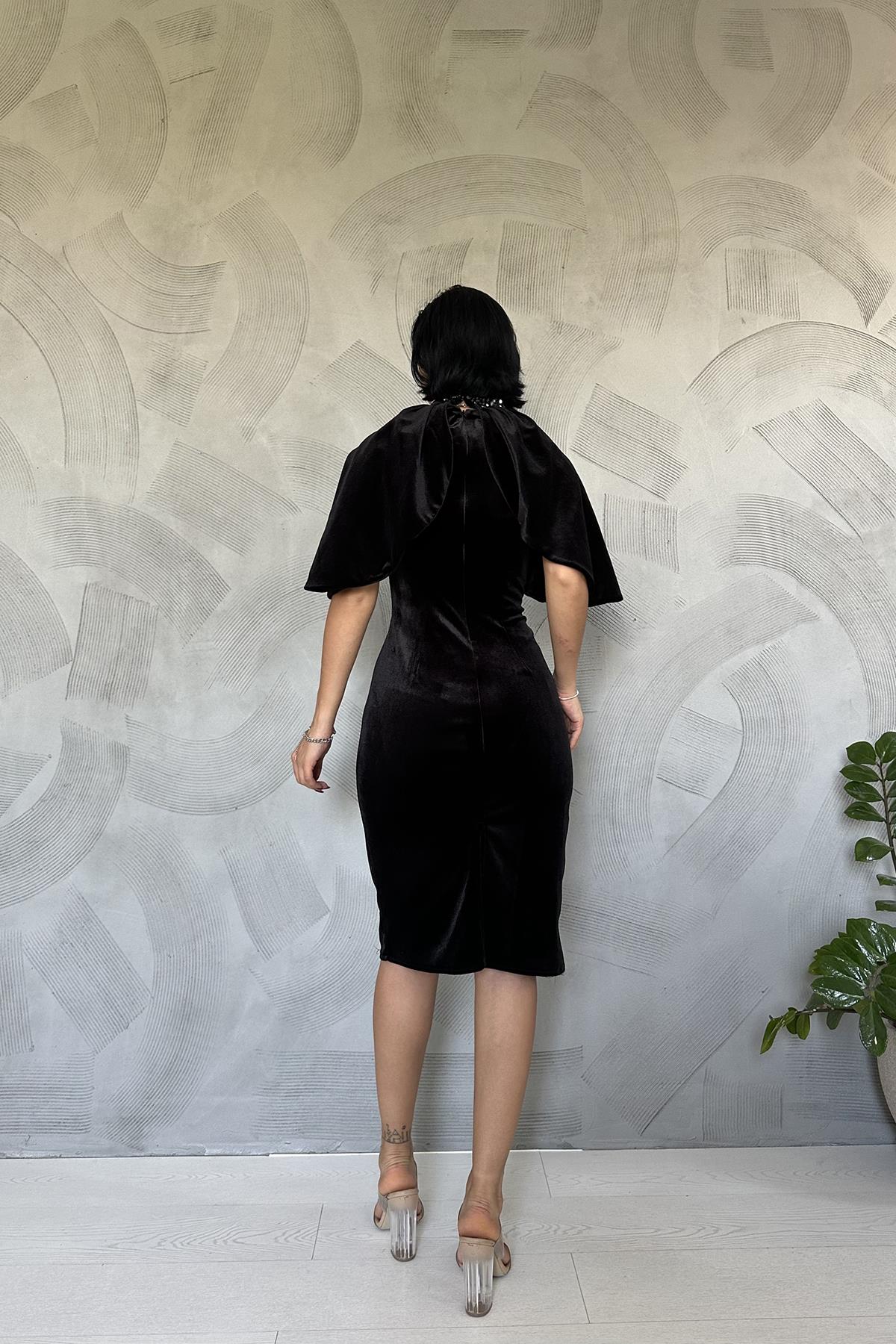 Pelerin Detaylı Elbise Siyah