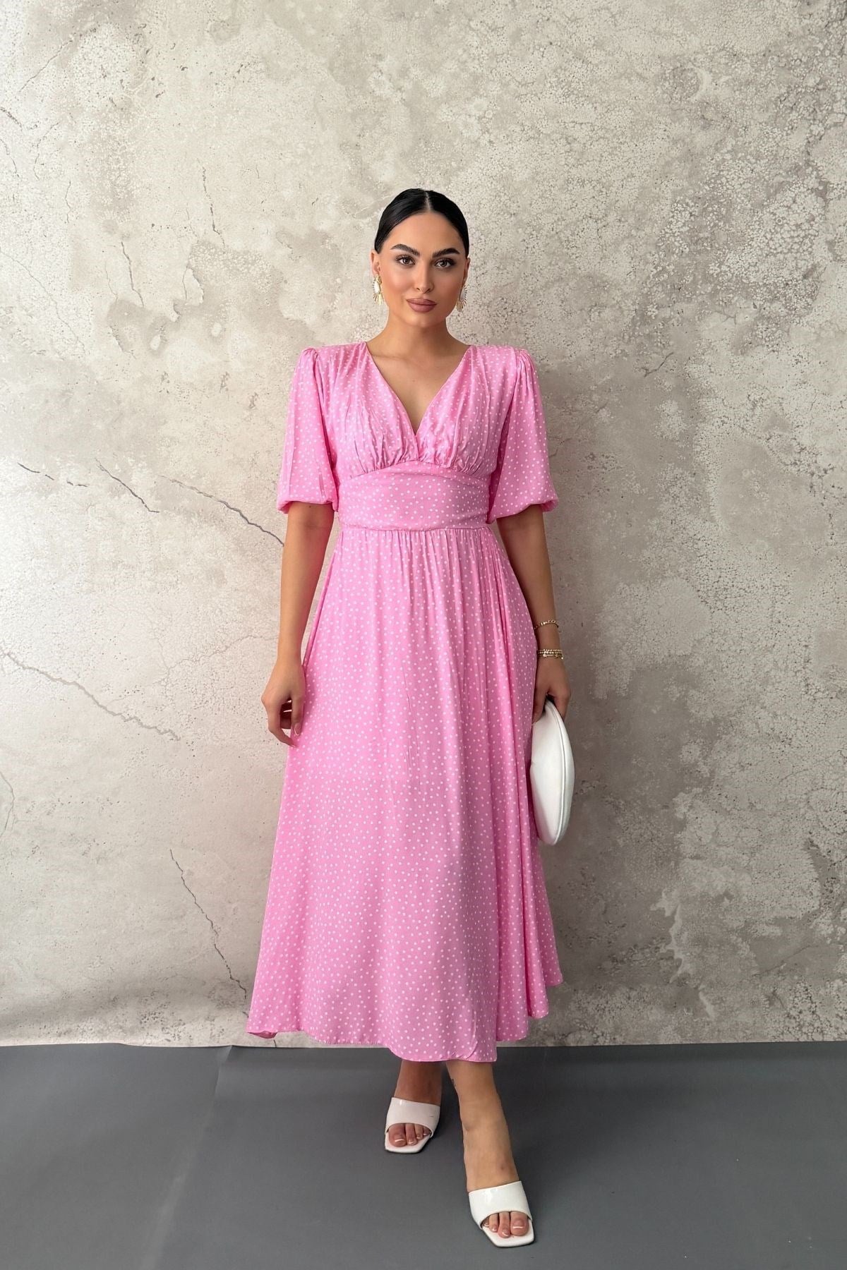 Pembe Puantiyeli Gipeli Elbise