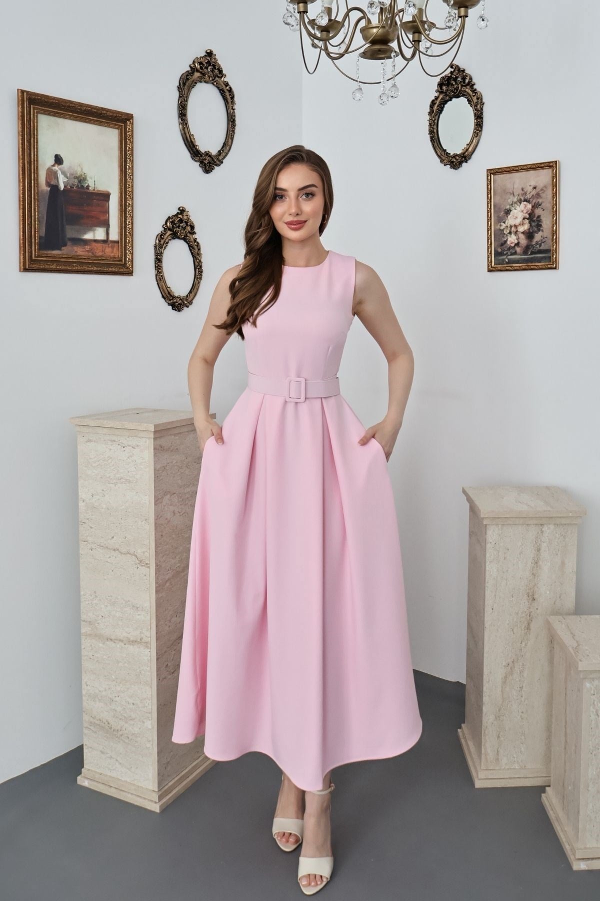 Pudra Halter Yaka Kloş Elbise