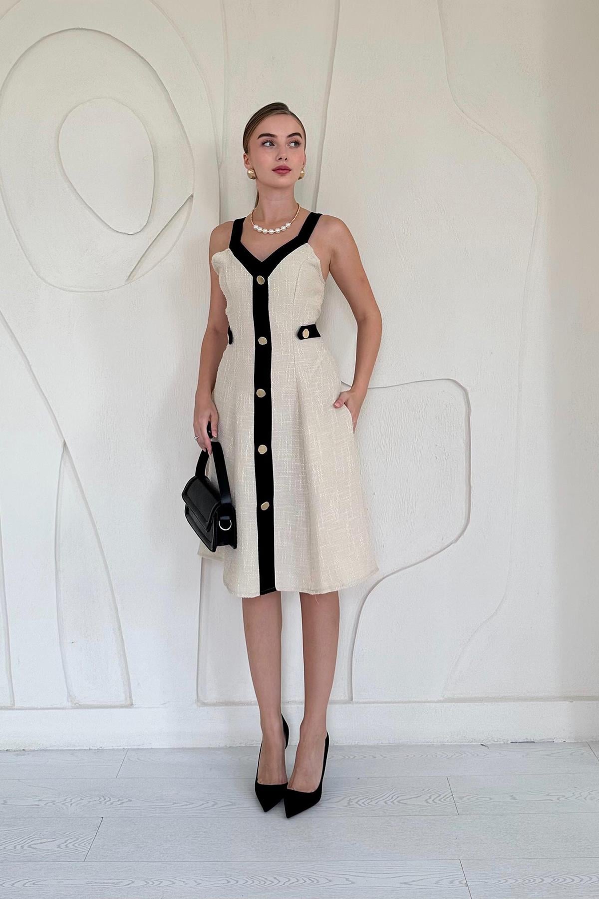 Süs Cepli Askılı Elbise - Bej 