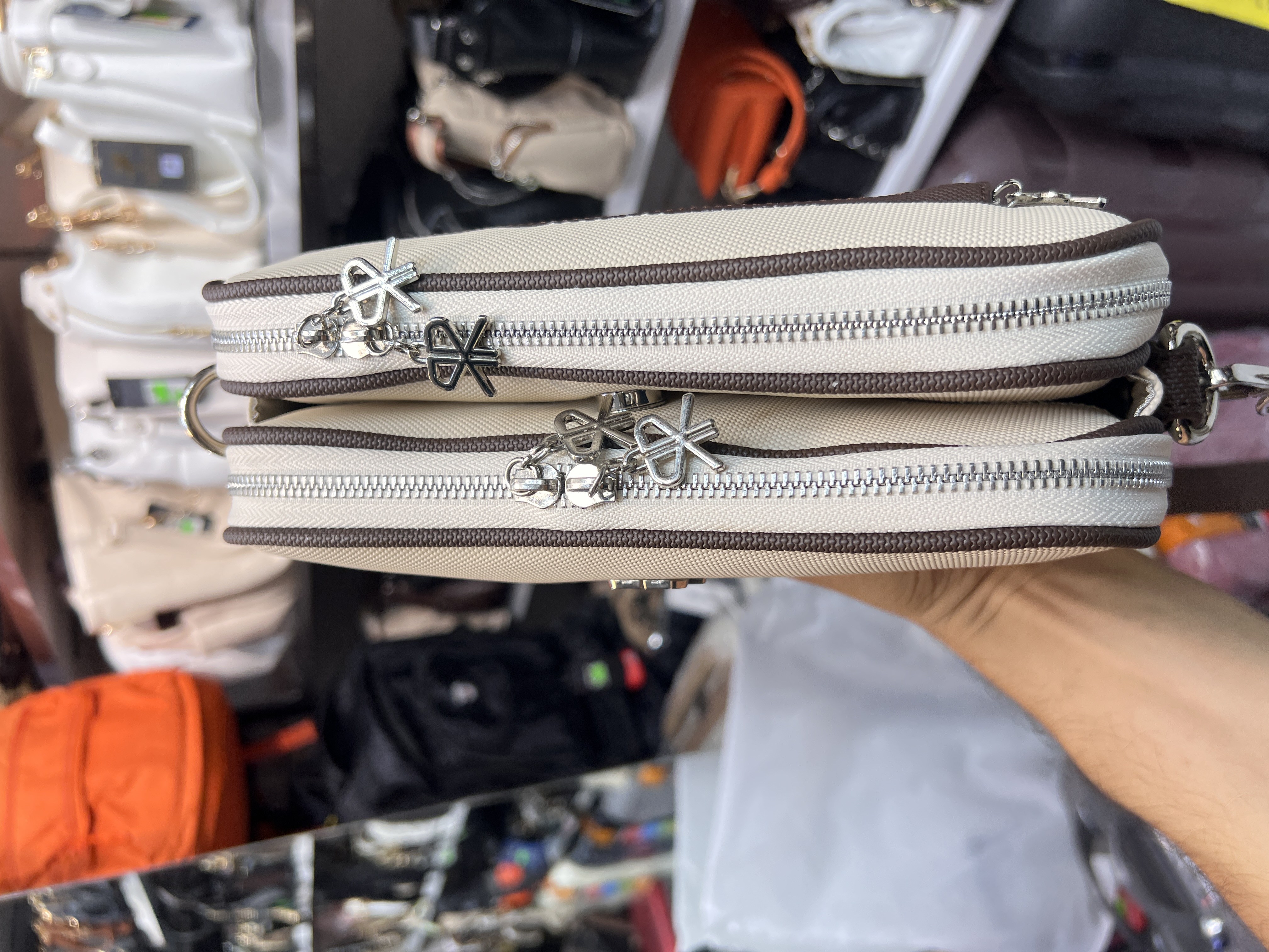  Kadın postacı çanta  25cm17 çok gözlü 