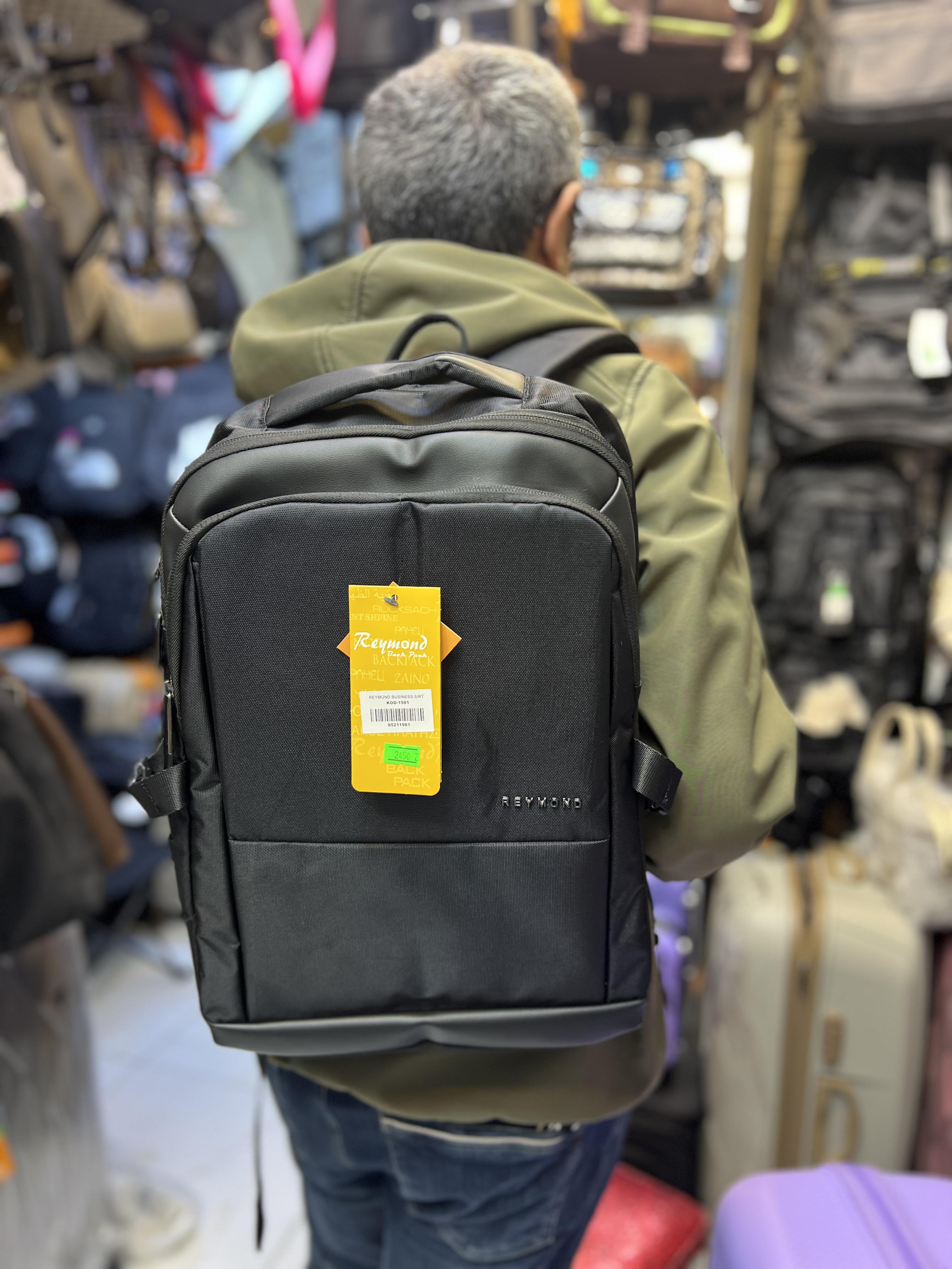  REYMOND Model 1981 Seyahat Sırt Çantası  uçak koltuk altı çantası ebat 40cm30cm15