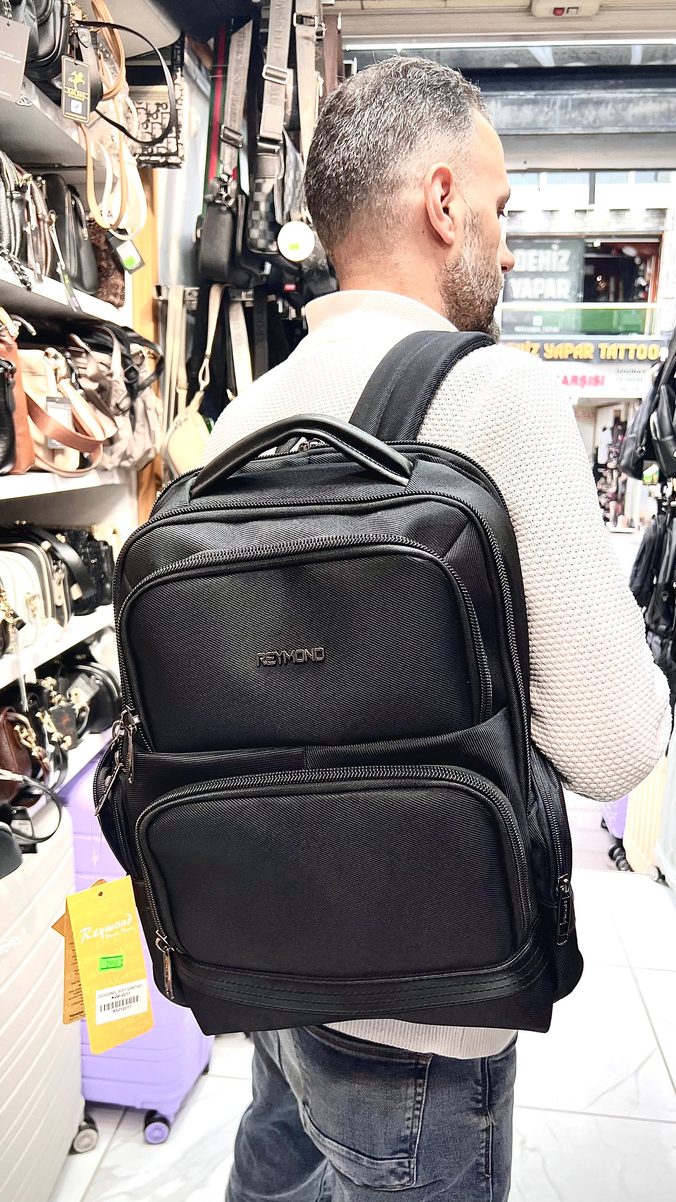  REYMOND Siyah Model 2011 Seyahat ve laptop  Sırt Çantası  uçak koltuk altı ebat 44cm32cm18