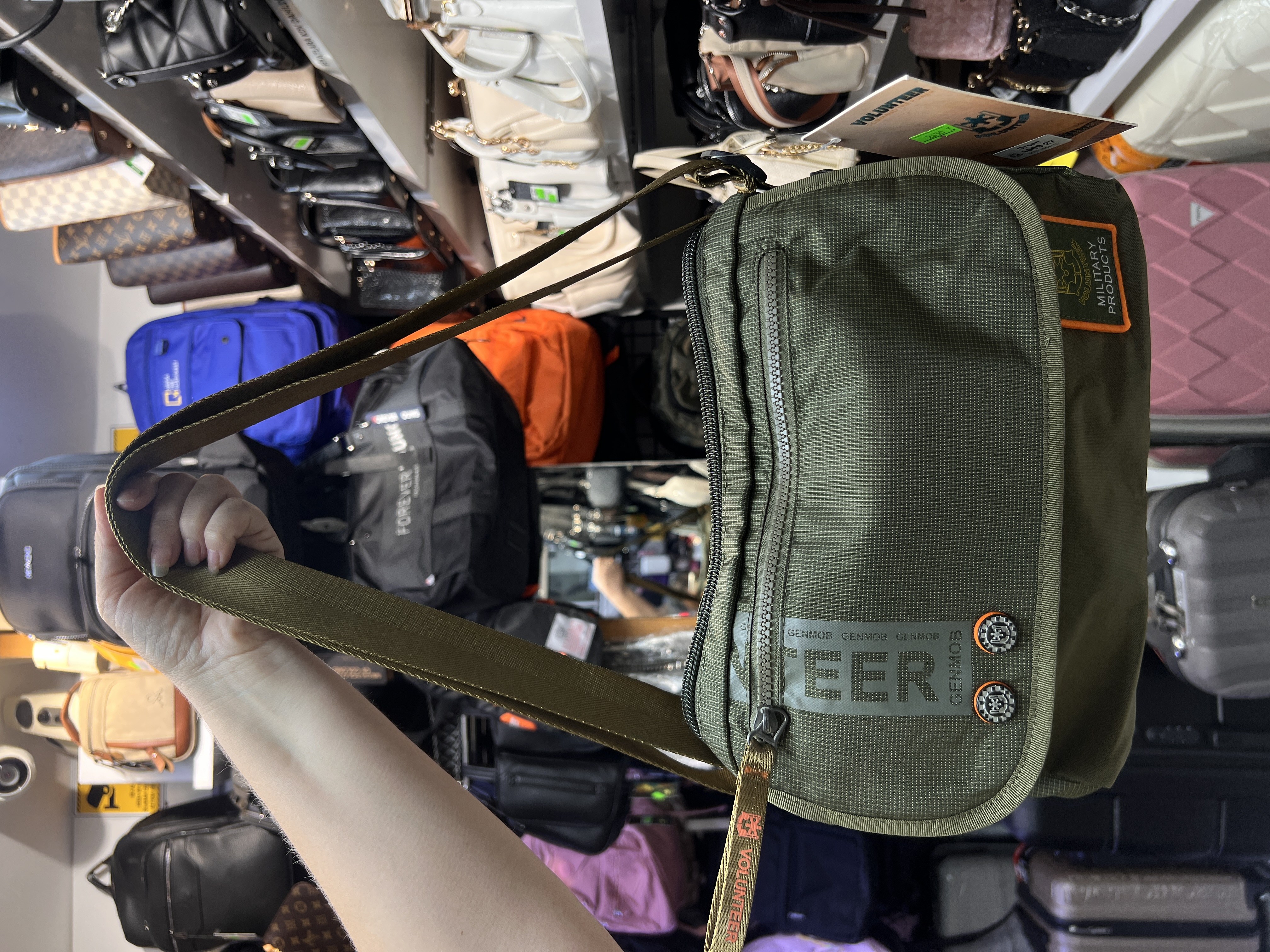 1609 yeşil Volunteer postacı çanta ebat 22cm30