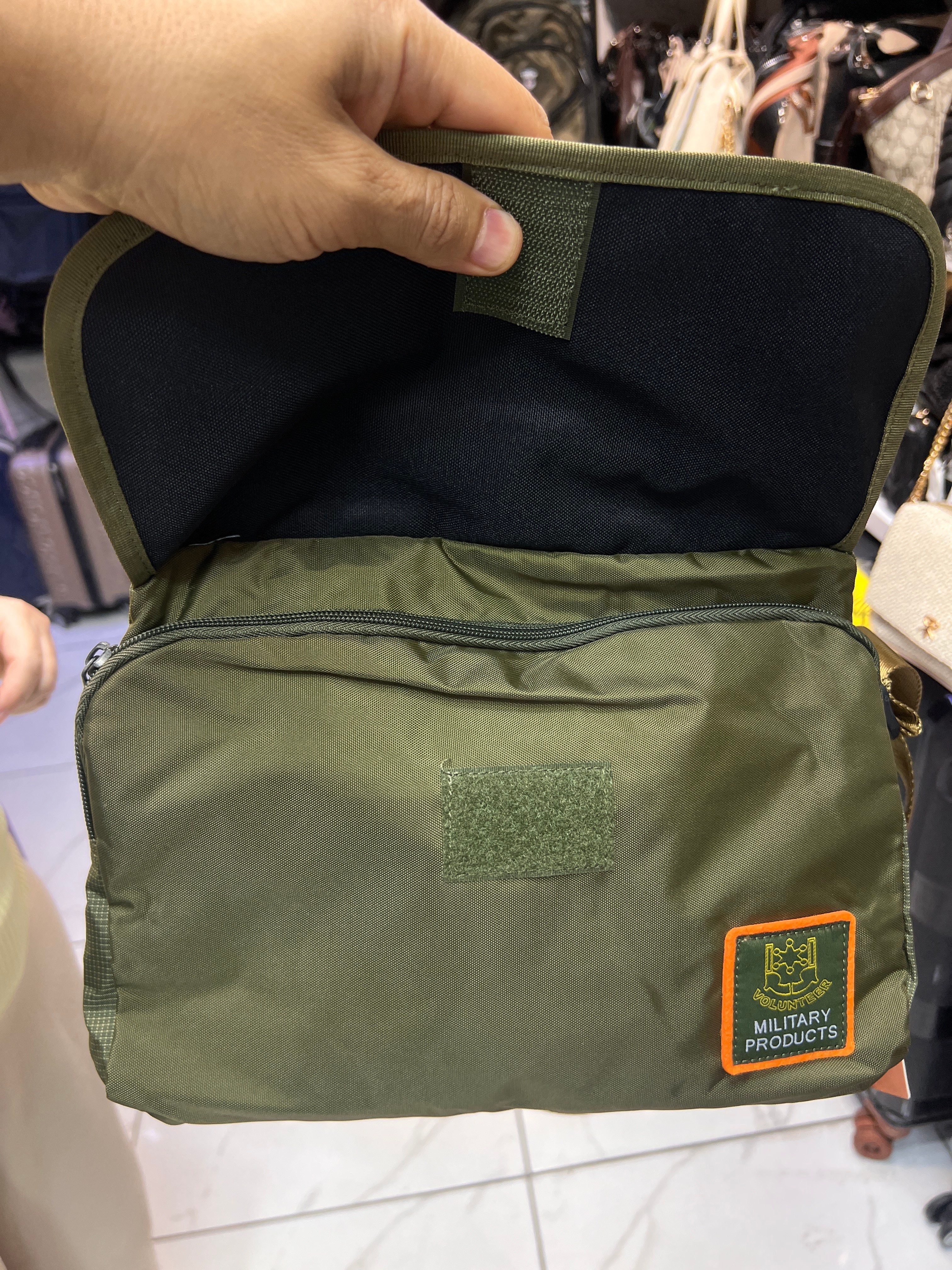 1609 yeşil Volunteer postacı çanta ebat 22cm30