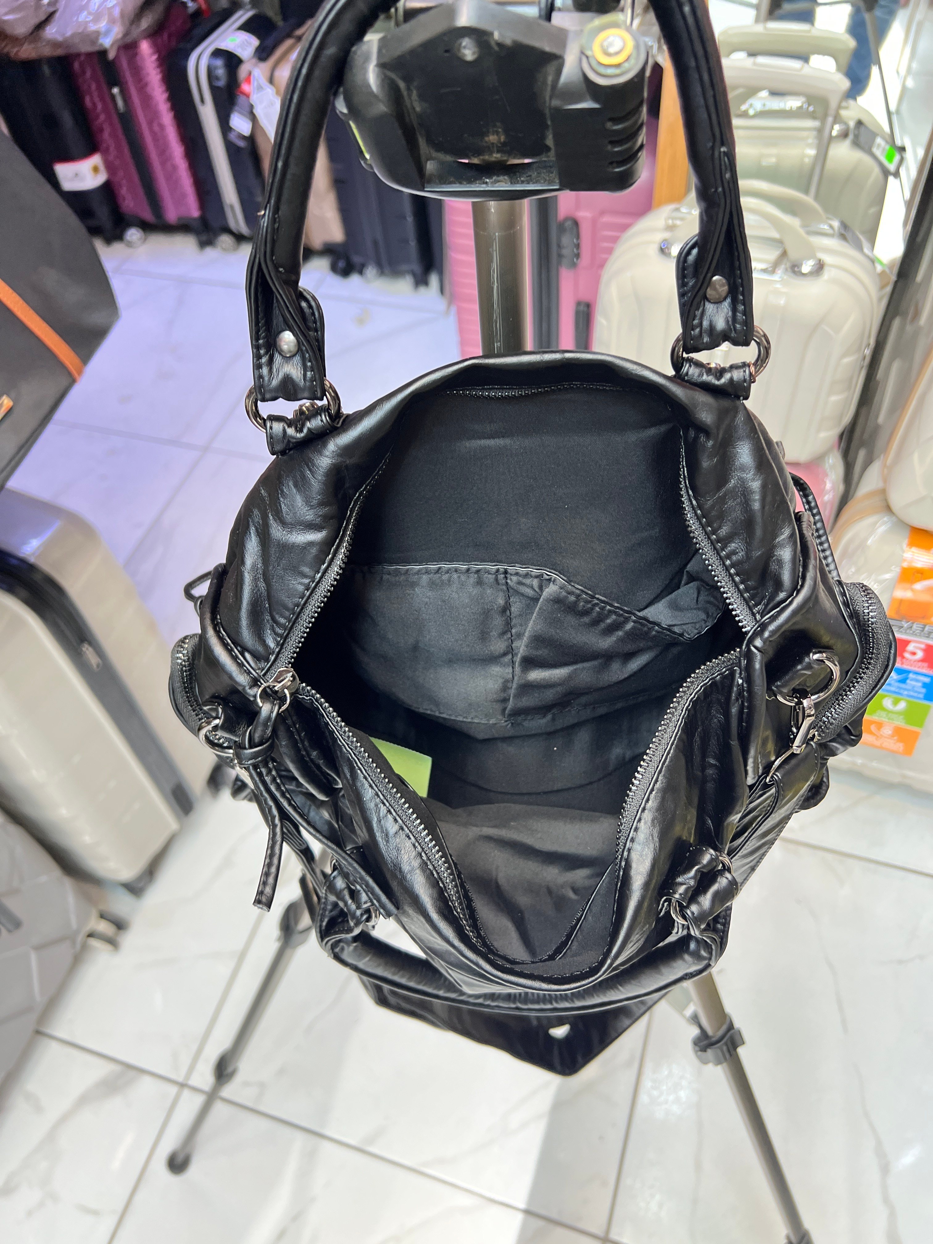 8769 kavi Retro deri  yıkanmış deri kadın kol çantası yumuşak deri çok gözlü çanta ebat 30*25 