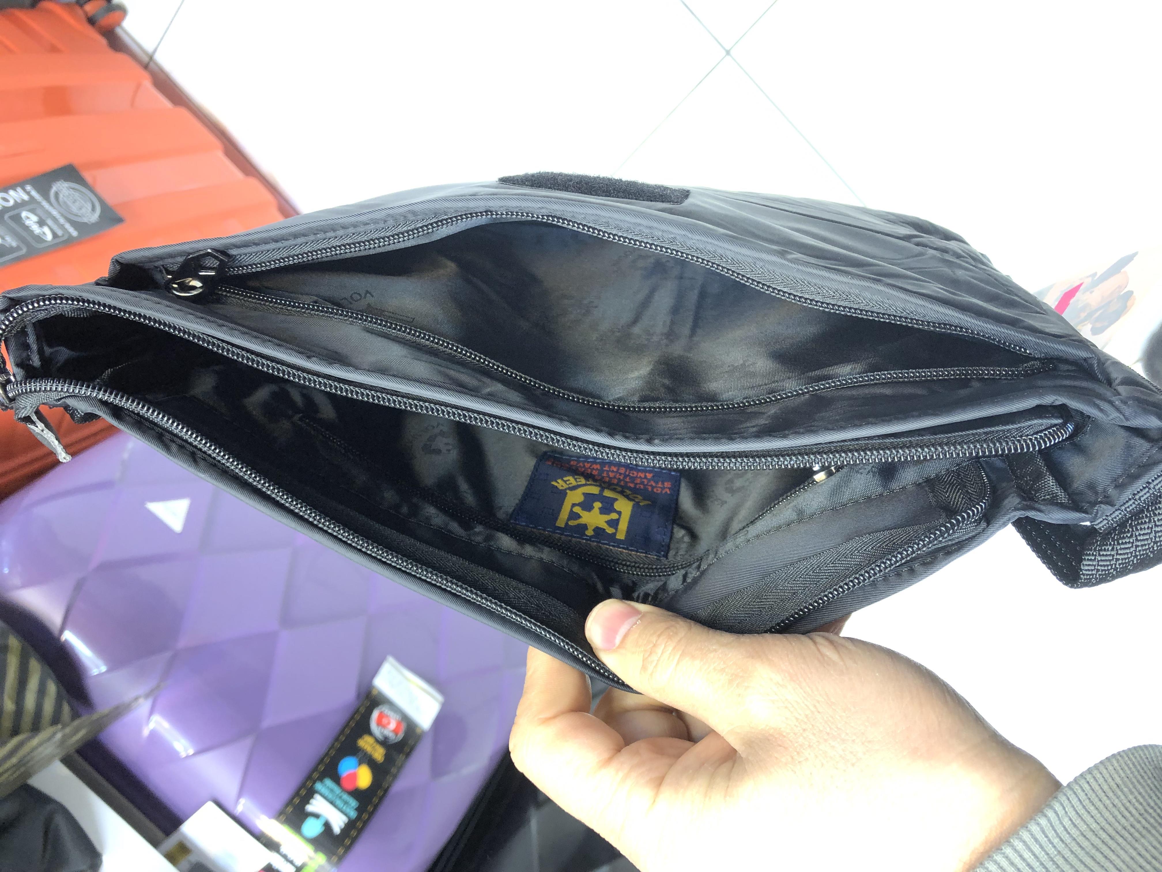 Siyah Volunteer postacı çanta ebat 24cm30