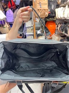 gri büyük çanta  anne bebek veya seyahat için Çantası  en 55cm boy 35cm derinlik 24