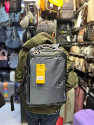  REYMOND Model 1981 Seyahat Sırt Çantası  uçak koltuk altı ebat 40cm30cm15