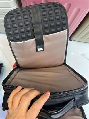  REYMOND Siyah Model 2011 Seyahat Sırt Çantası  uçak koltuk altı ebat 44cm32cm18