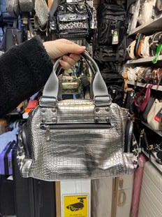 gümüş 1130 leopar rugan taşlı 