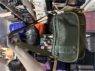 1609 yeşil Volunteer postacı çanta ebat 22cm30