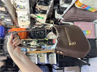 acı kahve Nas Bag Kadın Oval Omuz ve Çapraz Çanta Siyah Victoria