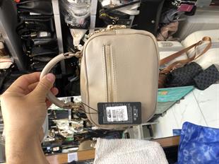 Bej koyu  Küçük el ve çapraz askılı çok gözlü şık tasarım nas bags 1444 ebat 20cm15