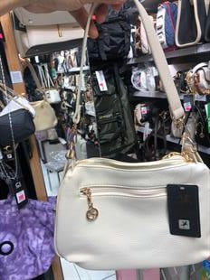 düz krem Kadın Omuz ve Çapraz Çanta Çok Gözlü Şık Tasarım (28x18 cm