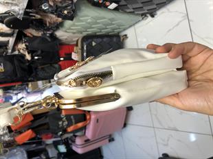 Krem  klipsli çanta postacı model ebat 20cm15