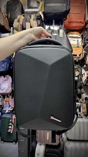 Laptop bilgisayar  sert kabuk laptop çantası ebat 42cm28 a kalite bilgisayar çantası korunaklı 