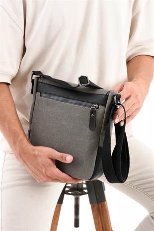 M-430 Mega bags tablet gözlü postacı çanta ebat 27cm24