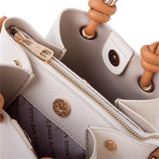 Nas Bag Kadın Charmlı Mini El ve Çapraz Çanta (en :19 cm , boy:15 cm) Krem Taba Lopez