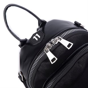 Nas Bag Kadın Dönüştürülebilir Sırt ve Omuz Çantası Şık Geniş Fermuarlı Çanta (24x31x14 cm) Siyah Simli