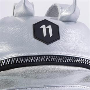 Nas Bag Kadın Dönüştürülebilir Sırt ve Omuz Çantası Şık Geniş Fermuarlı Çanta (24x31x14 cm) Gümüş Simli