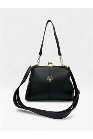 Sanmorris kilipsli çanta el askısı 27 cmdir.  Şık tasarı