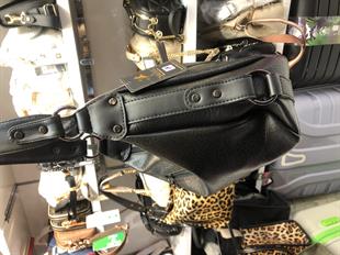 Siyah düz kadın omuz çantası 1397.  Ebat 30cm20