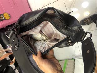 Siyah düz kadın omuz çantası 1397.  Ebat 30cm20