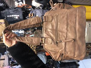 Vizon renk Suni Deri Çok Bölmeli Çapraz ve Omuz Çantası Siyah (Model: 571-9-12FF)