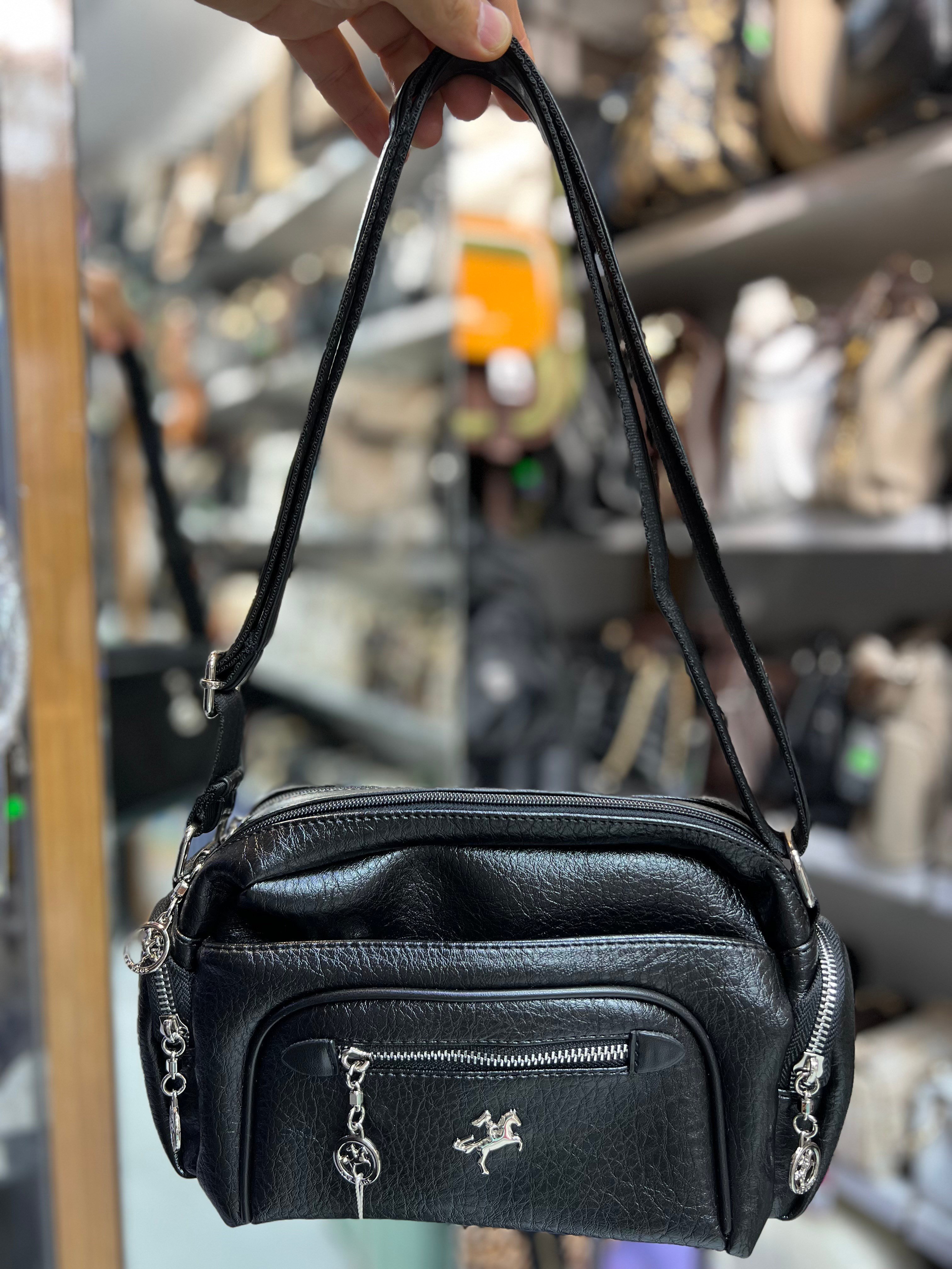 Siyah  1453 Nas Bags çok gözlü postacı çapraz askılı çanta ebat 26cm16 cm