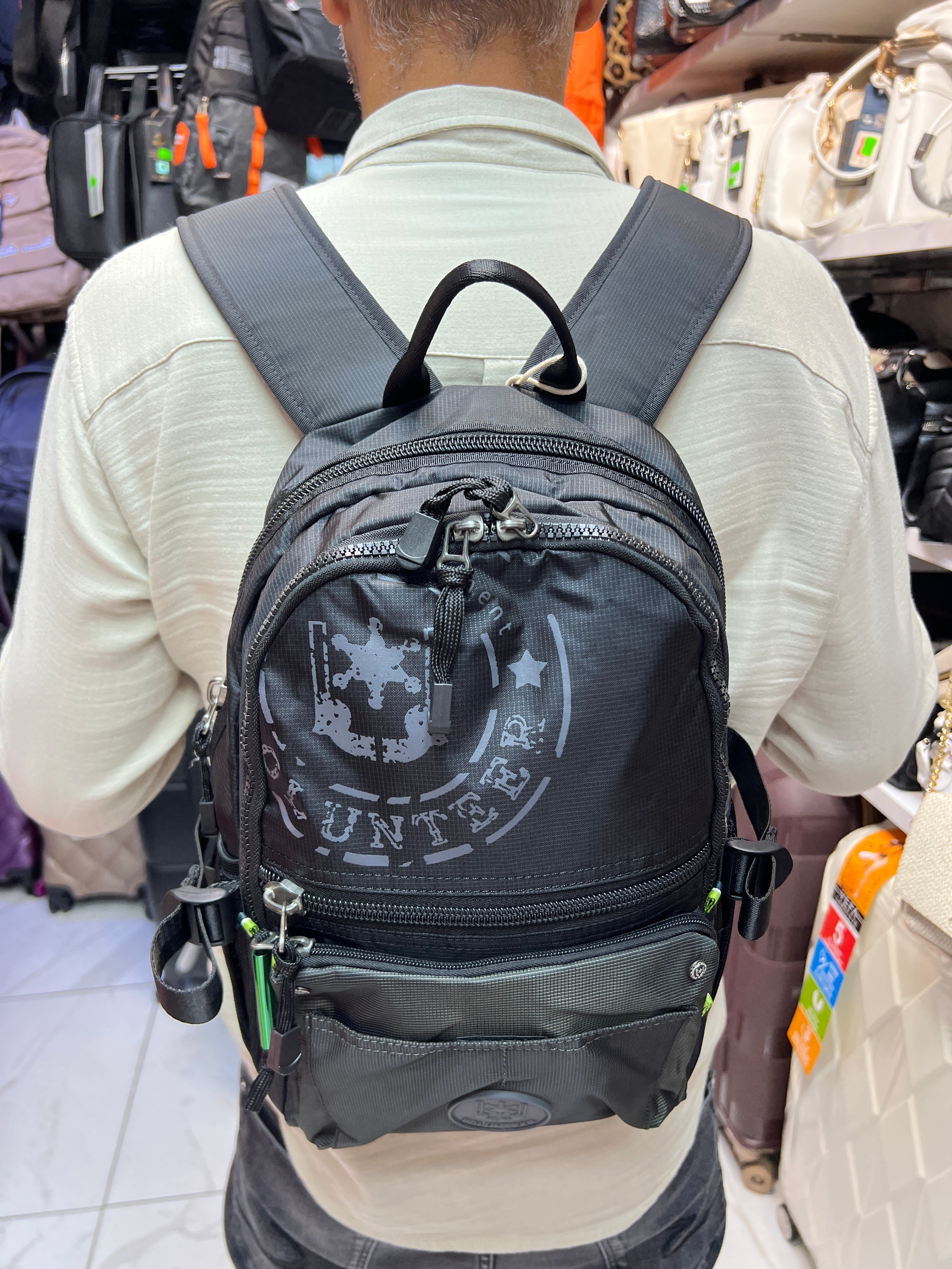 siyah Volunteer uni sex sırt çantası a kalite hafif kumaş orta boy ebat 38cm28cm