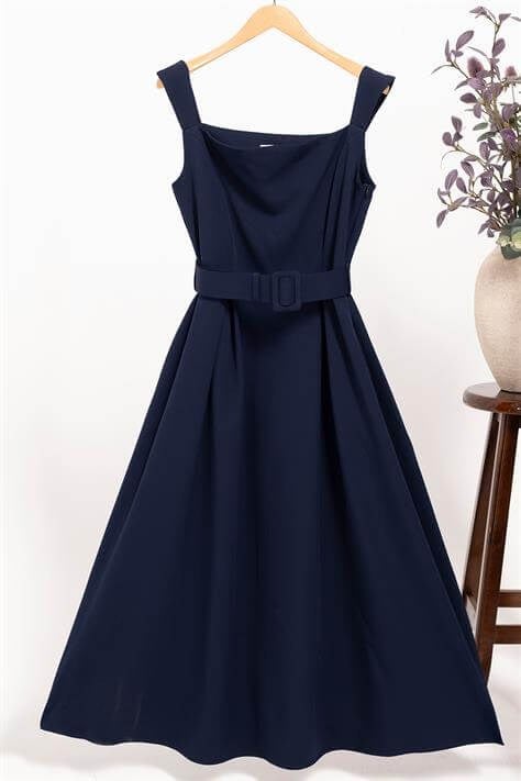 For You Moda Lacivert Askılı Kumaş Kemerli A Kesim Elbise | KareYaka Şık Kadın Elbise For You Moda Lacivert Askılı Kumaş Kemerli A Kesim Elbise | KareYaka Şık Kadın Elbise