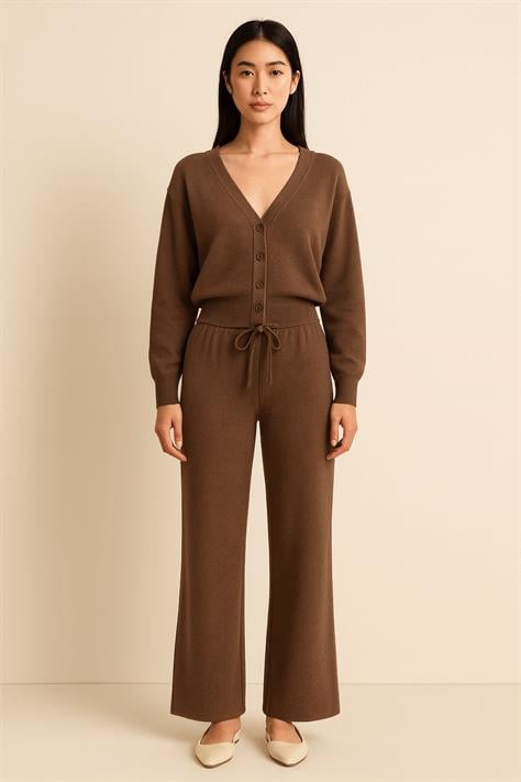 For You Moda Ottoman Kumaş Düğmeli Hırkalı Uzun Kollu Alt Üst Takım | Kahverengi For You Moda Ottoman Kumaş Düğmeli Hırkalı Uzun Kollu Alt Üst Takım | Kahverengi