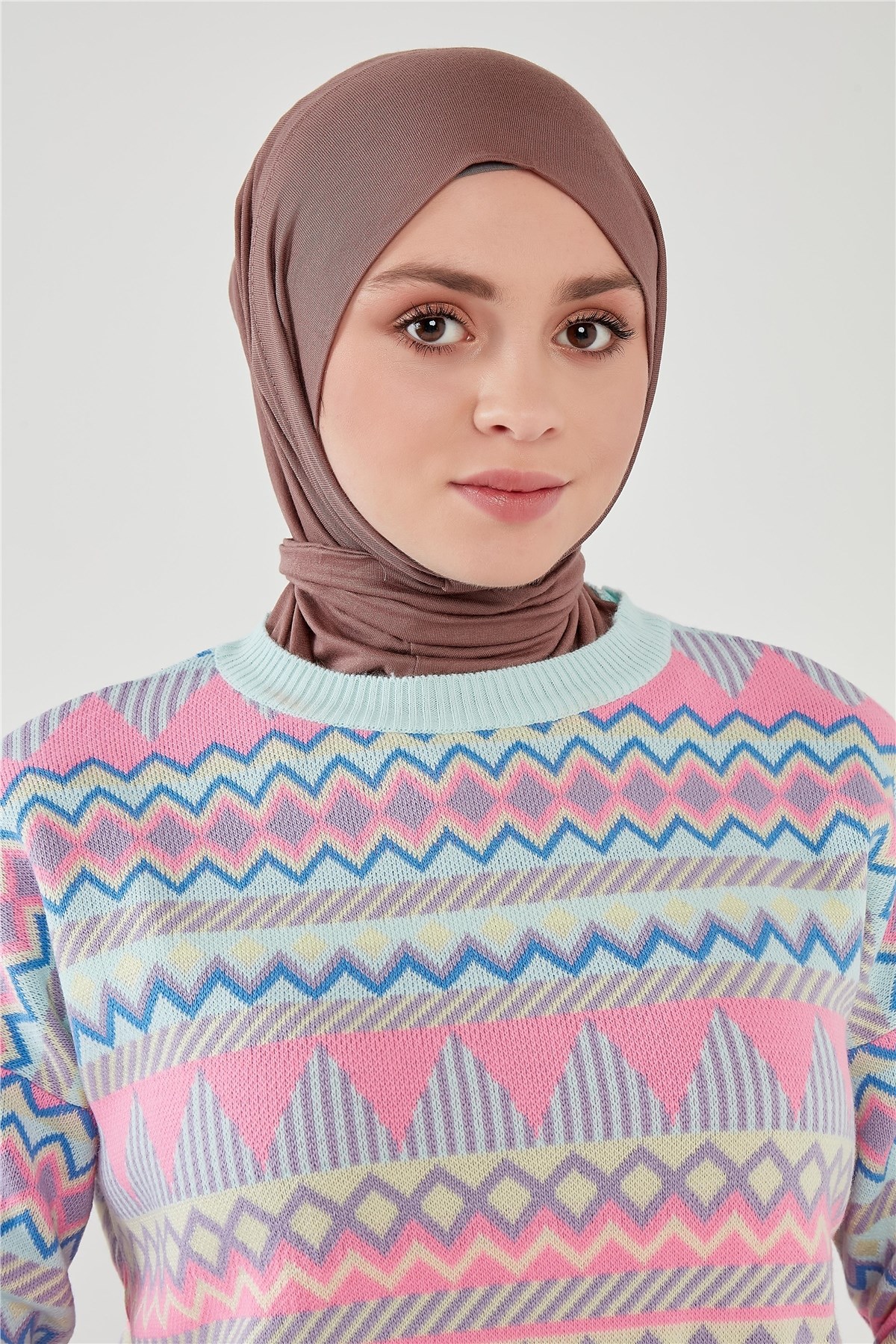 Çıtçıtlı Bone Soğuk Kahve