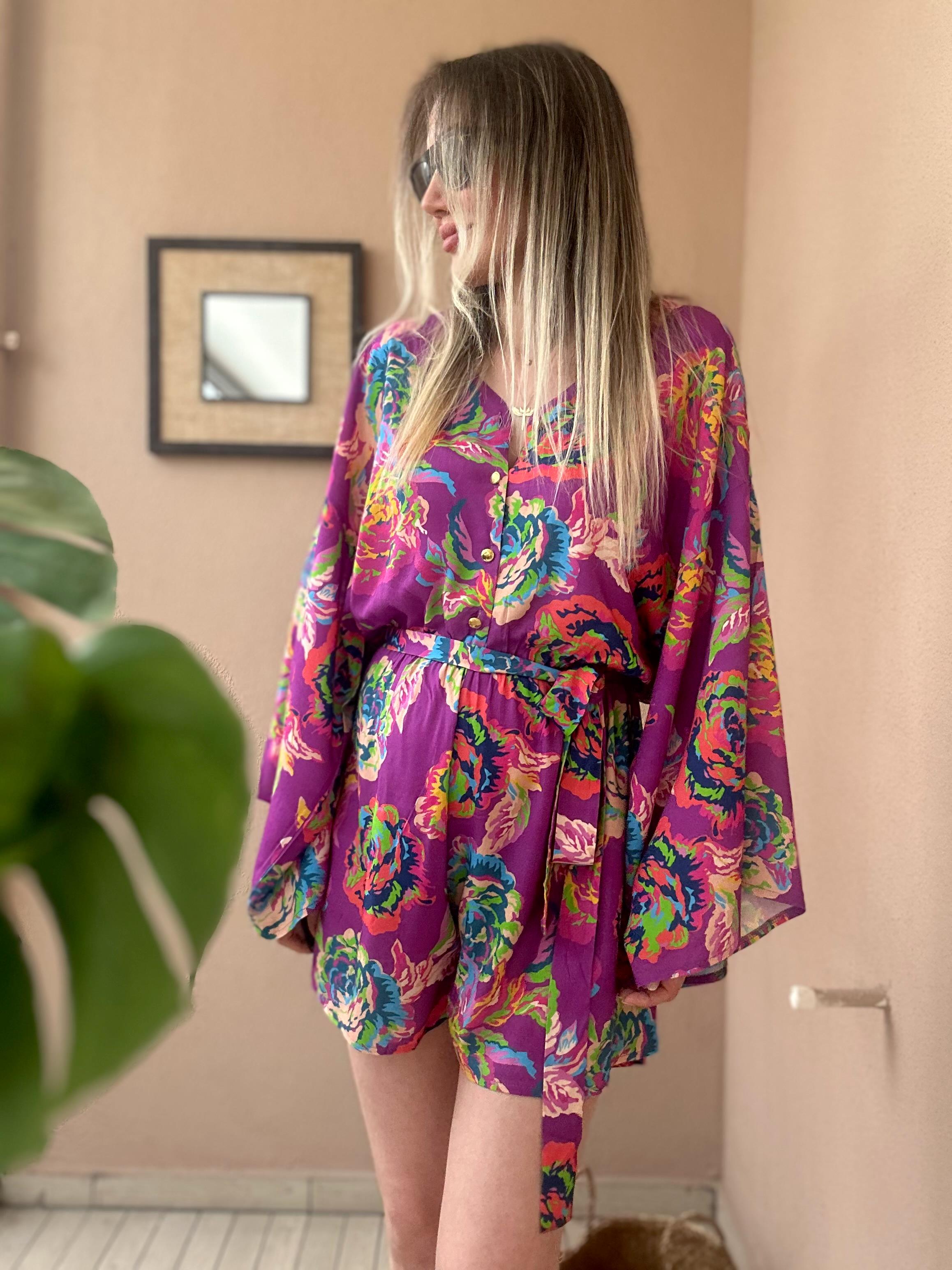 Fuşya çiçekli şort tulum 