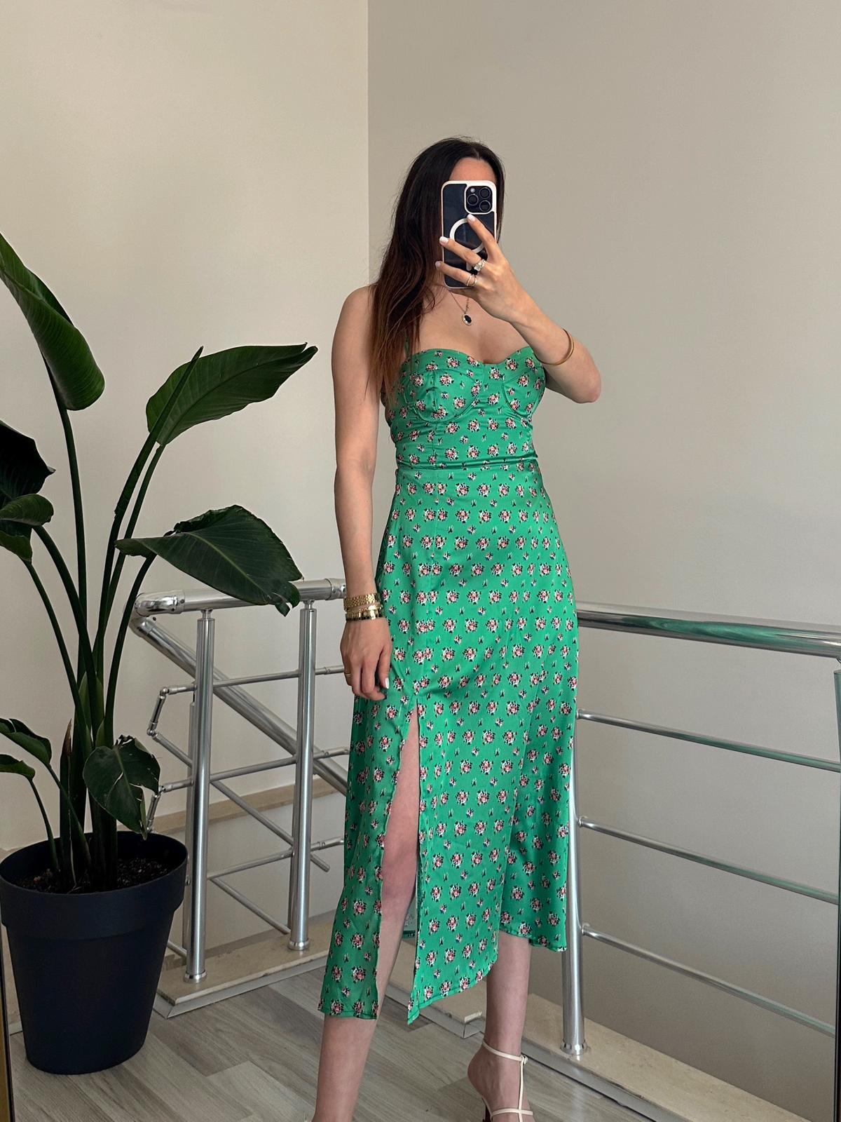 Yeşil Saten Midi Elbise