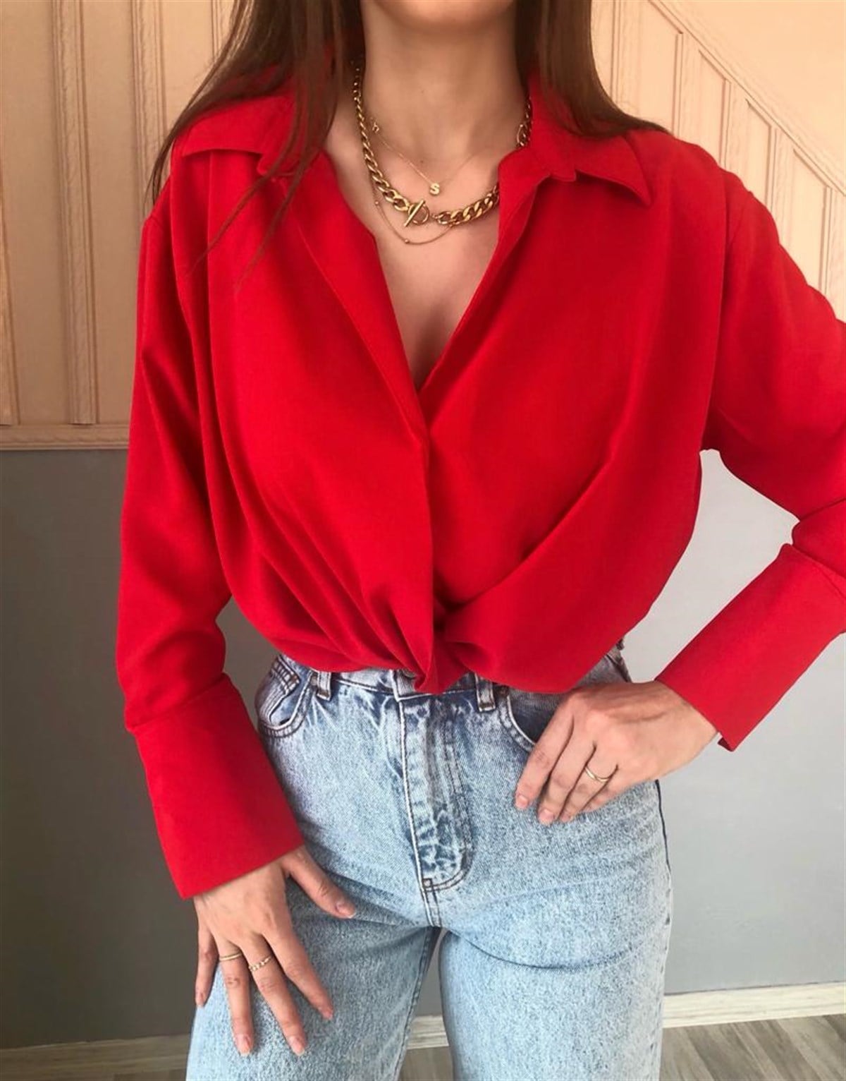 Etek Ucu Lastikli Bluz Gömlek- Kırmızı