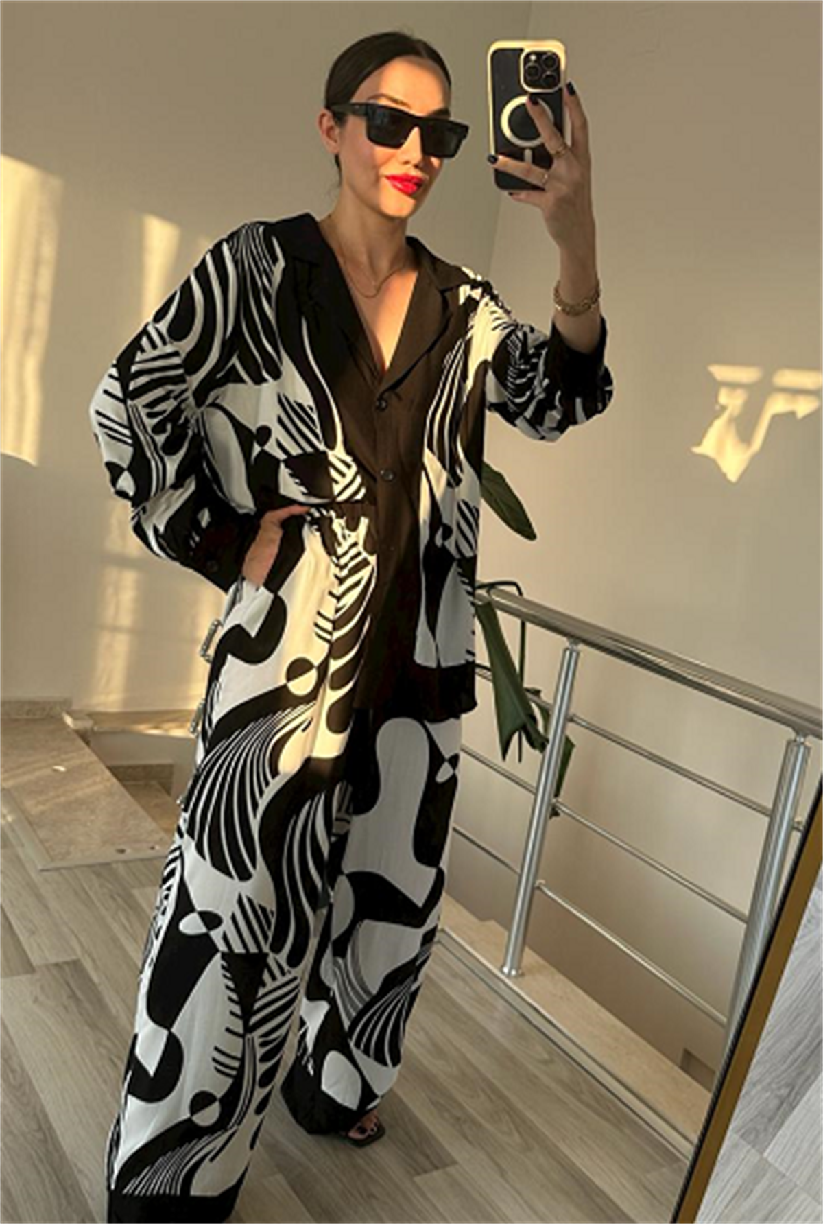 Siyah Beyaz Viskon Takım