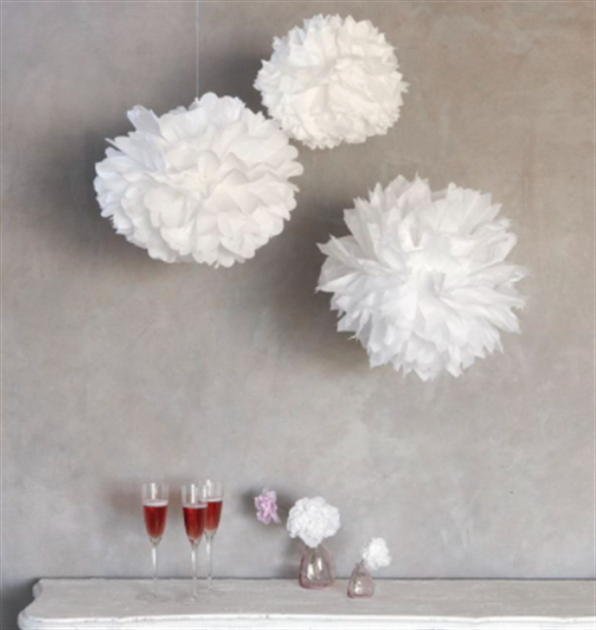 BEYAZ PONPON SÜS (2 ADET)