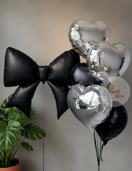 Siyah Fiyonk Kalp Balon Seti